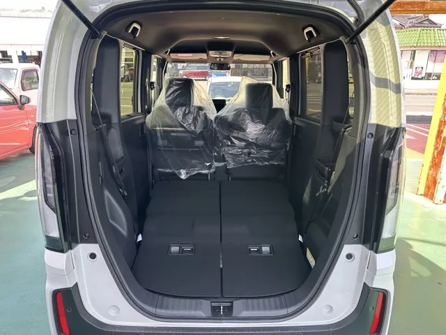 N-BOX(ホンダ)N-BOXカスタム 両側PSD届出済未使用車 11