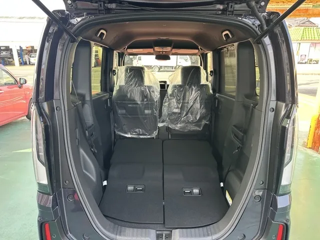 N-BOX(ホンダ)N-BOXカスタム 両側PSD届出済未使用車 11