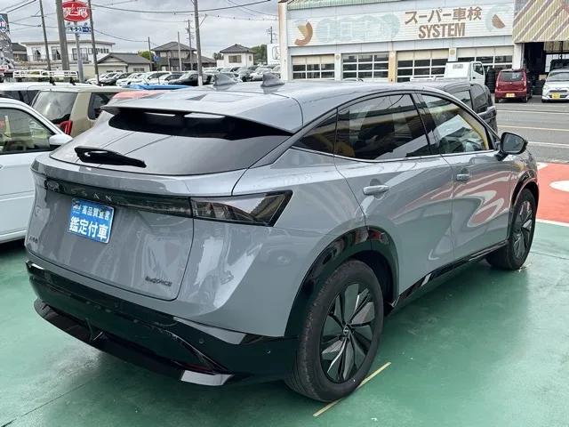 アリア(ニッサン)B6 e-4ORCE登録済未使用車 10