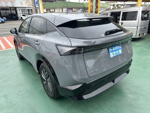 アリア(ニッサン)B6 e-4ORCE登録済未使用車 2