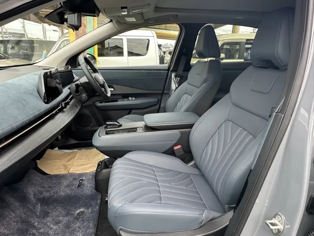 アリア(ニッサン)B6 e-4ORCE登録済未使用車 3