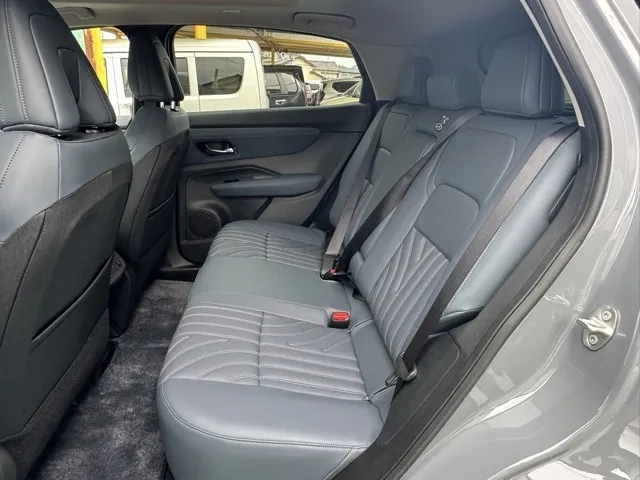 アリア(ニッサン)B6 e-4ORCE登録済未使用車 4