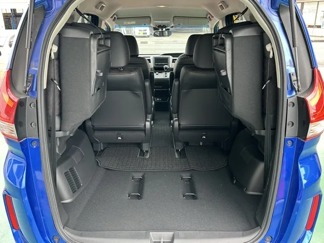 フリード(ホンダ)クロスター中古車 10