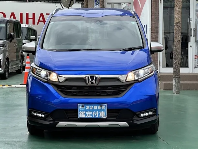 フリード(ホンダ)クロスター中古車 29