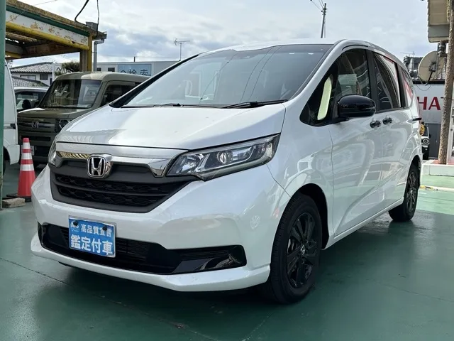 フリード(ホンダ)ハイブリッドG BLACK STYLE中古車 1