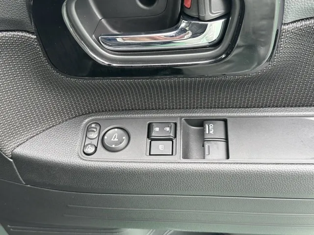 N-VAN(ホンダ)FUNターボ 4WD届出済未使用車 12