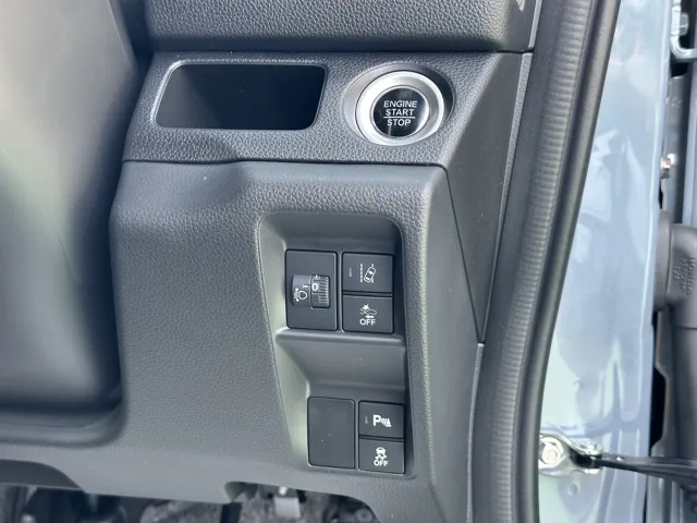 N-VAN(ホンダ)FUNターボ届出済未使用車 17