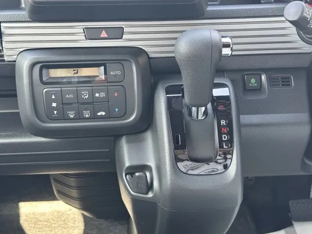 N-VAN(ホンダ)FUNターボ届出済未使用車 21
