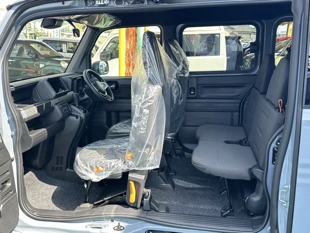N-VAN(ホンダ)FUNターボ届出済未使用車 4