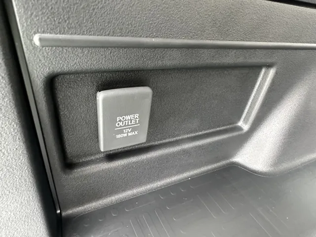 N-VAN(ホンダ)Lタイプ AT ４WD届出済未使用車 9