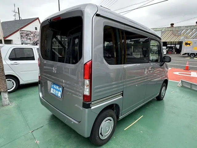 N-VAN(ホンダ)Lタイプ AT ４WD届出済未使用車 10
