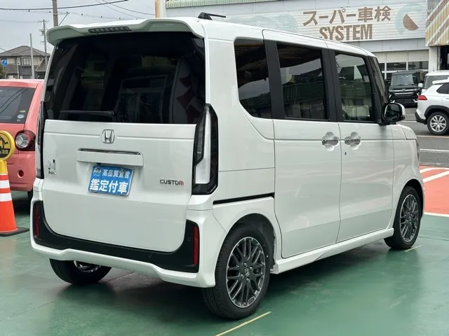 N-BOX(ホンダ)N-BOXカスタムターボ届出済未使用車 12