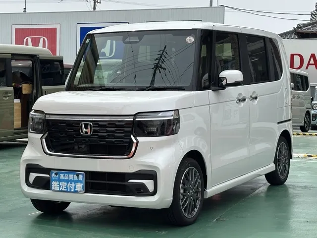 N-BOX(ホンダ)N-BOXカスタムターボ届出済未使用車 1