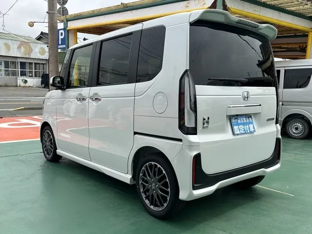 N-BOX(ホンダ)N-BOXカスタムターボ届出済未使用車 2