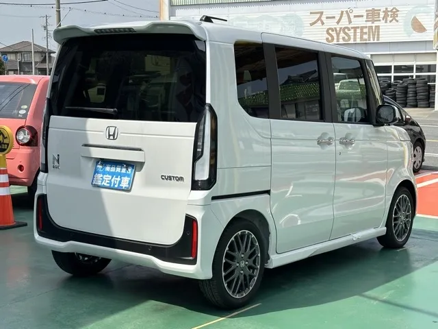 N-BOX(ホンダ)N-BOXカスタムターボ届出済未使用車 12