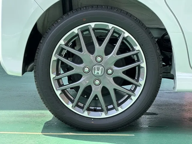 N-BOX(ホンダ)N-BOXカスタムターボ届出済未使用車 13