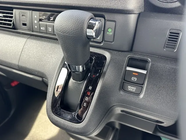 N-BOX(ホンダ)N-BOXカスタムターボ届出済未使用車 18