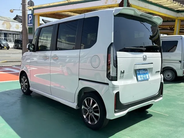 N-BOX(ホンダ)N-BOXカスタム届出済未使用車 2