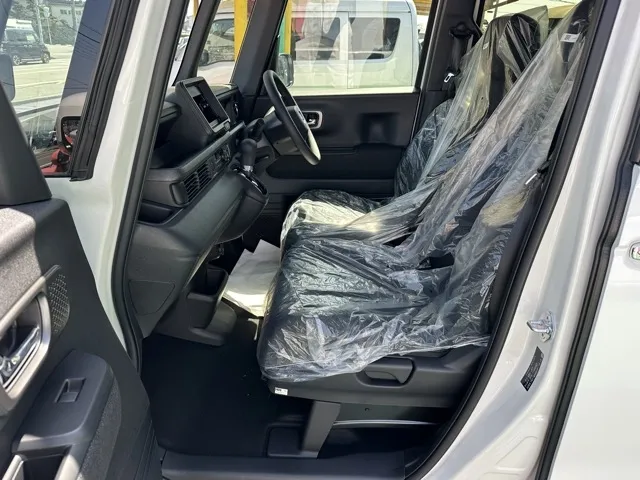N-BOX(ホンダ)N-BOXカスタム届出済未使用車 3