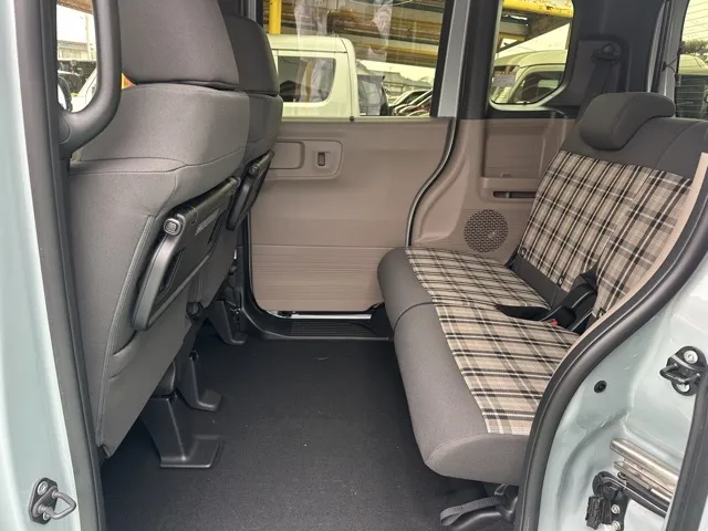 N-BOX(ホンダ)JOY届出済未使用車 4