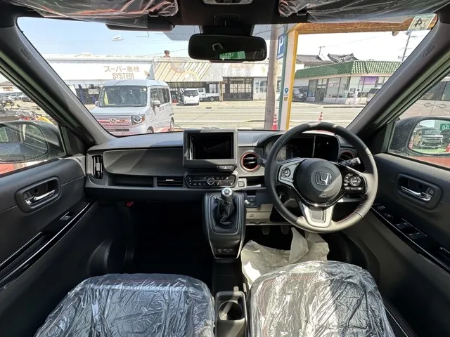 N-ONE(ホンダ)ＲＳ ６ＭＴ届出済未使用車 5