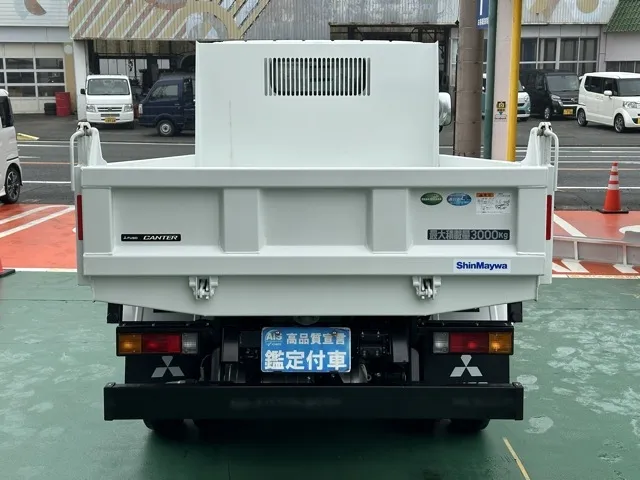 キャンター(三菱)高床キョウカダンプ ３ｔ登録済未使用車 12