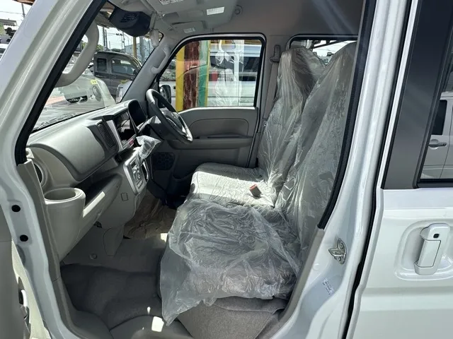 エブリイ(スズキ)PZターボスペシャル  ハイルーフ　４ＷＤ　バックカメラ付き届出済未使用車 3