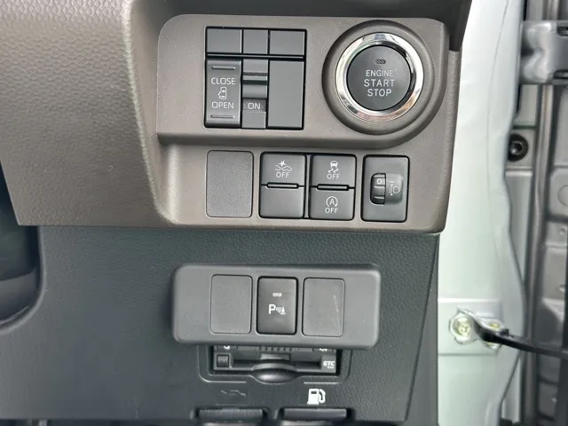 ルーミー(トヨタ)Ｘ中古車 13