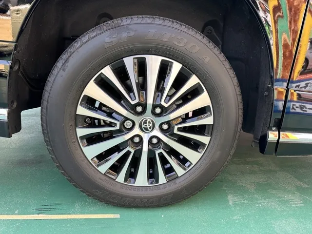 グランエース(トヨタ)プレミアム 6人中古車 16