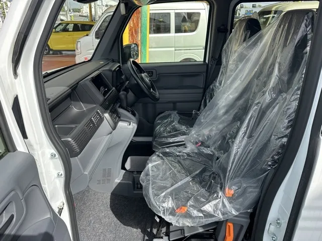 N-VAN(ホンダ)Gタイプ AT届出済未使用車 3