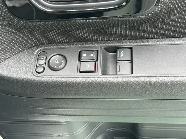 N-VAN(ホンダ)FUNターボ届出済未使用車 14