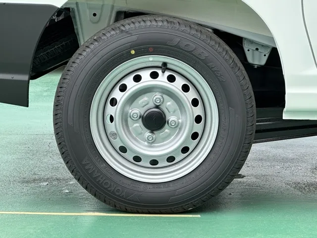 ハイゼット(ダイハツ)デラックス AT届出済未使用車 11