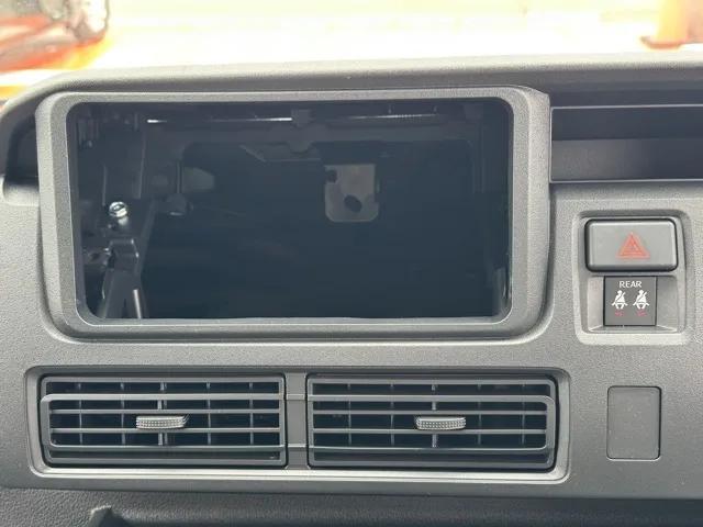ハイゼット(ダイハツ)デラックス AT届出済未使用車 14
