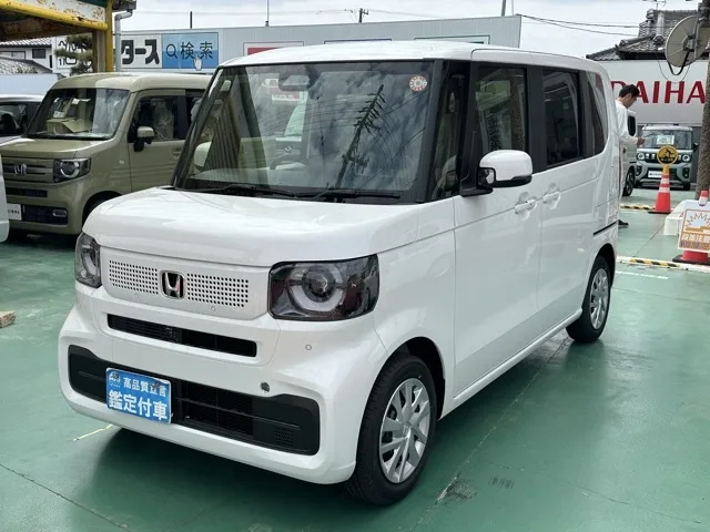 N-BOX(ホンダ)N-BOX コンフォートＰ届出済未使用車 1