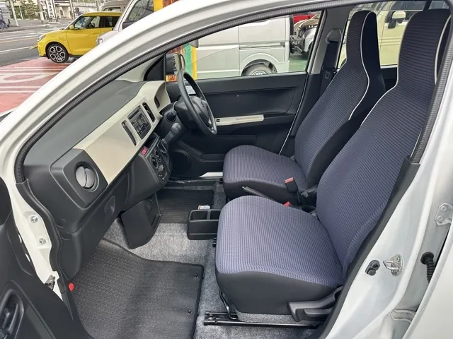 アルト(スズキ)F 5AGS 4WD中古車 3