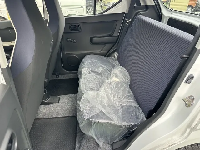 アルト(スズキ)F 5AGS 4WD中古車 4