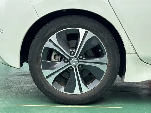 リーフ(ニッサン)G中古車 13