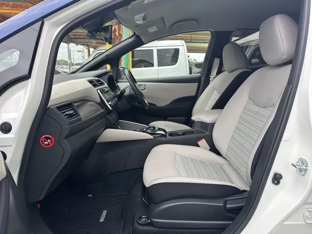 リーフ(ニッサン)G中古車 3