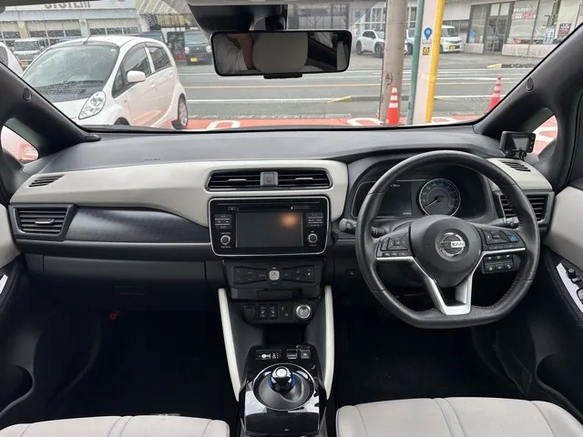 リーフ(ニッサン)G中古車 5