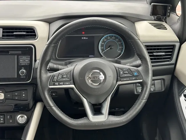 リーフ(ニッサン)G中古車 6