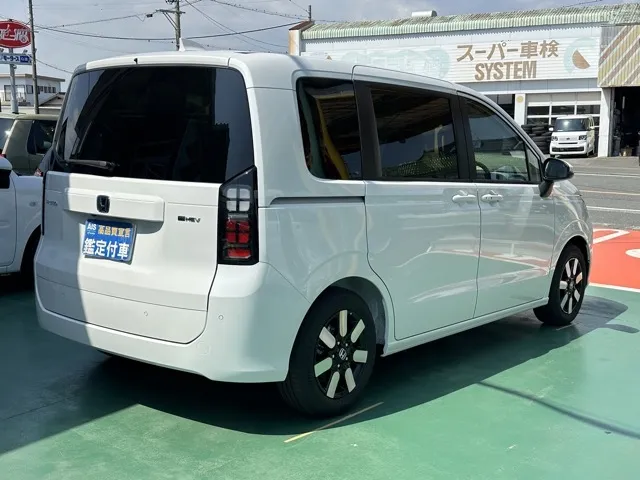 フリード(ホンダ)e：HEV エアー EX ７人乗登録済未使用車 12