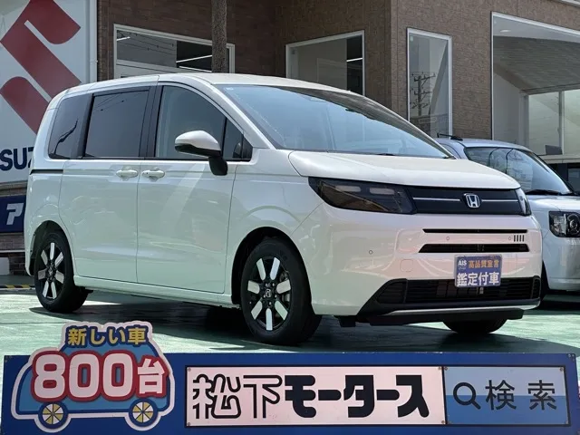 フリード(ホンダ)e：HEV エアー EX ７人乗登録済未使用車 0