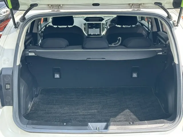 XV(スバル)1.6i-L アイサイト中古車 9