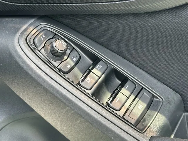 XV(スバル)1.6i-L アイサイト中古車 13