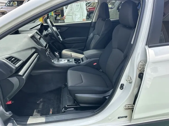 XV(スバル)1.6i-L アイサイト中古車 3