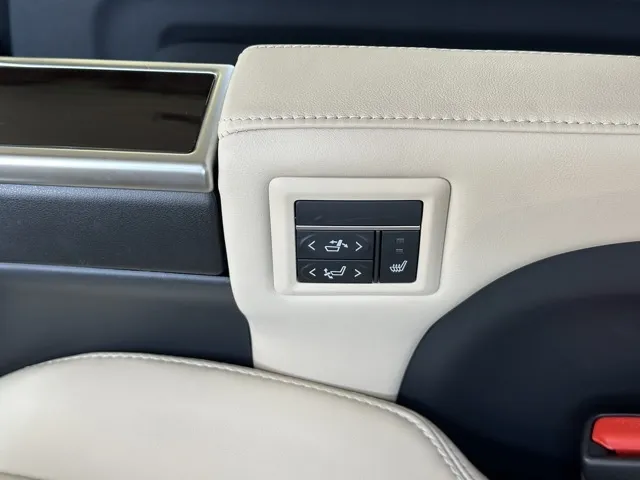グランエース(トヨタ)G 8人中古車 10