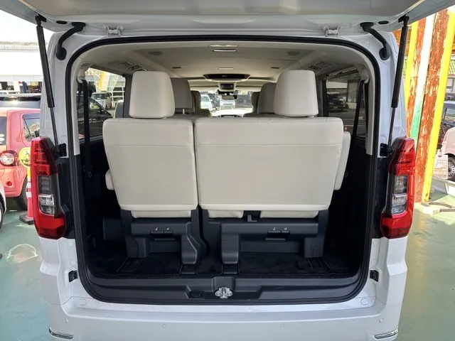 グランエース(トヨタ)G 8人中古車 12