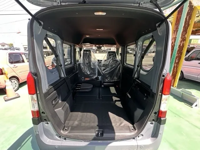 N-VAN(ホンダ)FUNターボ届出済未使用車 11