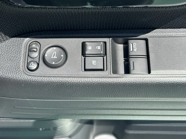 N-VAN(ホンダ)FUNターボ届出済未使用車 14