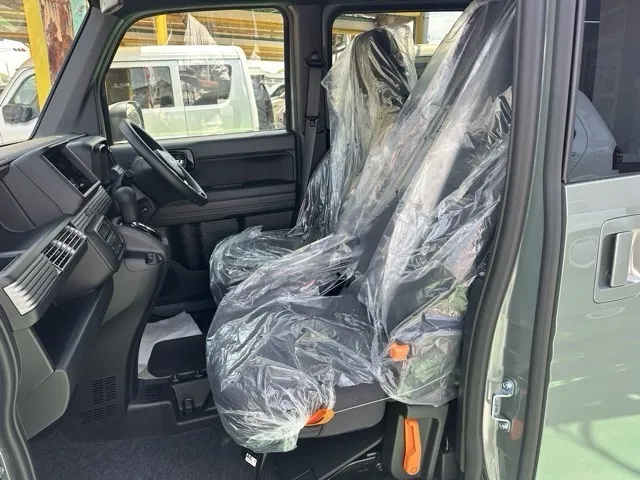 N-VAN(ホンダ)FUNターボ届出済未使用車 3
